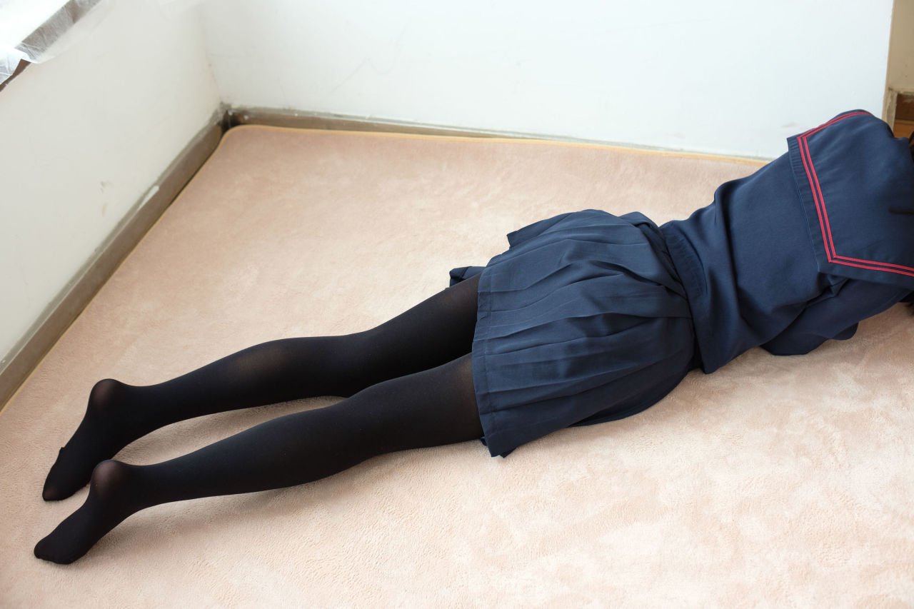 [森萝财团] BETA-024 JK黑丝少女 萝莉丝袜写真